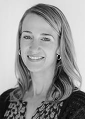 Leslie Ann Brooks Headshot